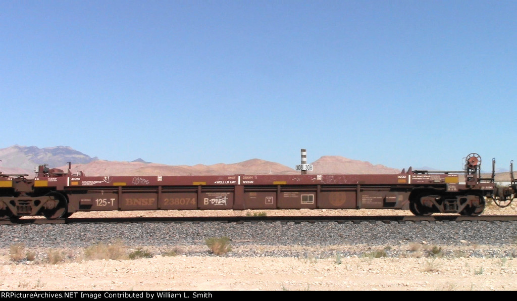 WB Unit Container Frt at Erie NV -40